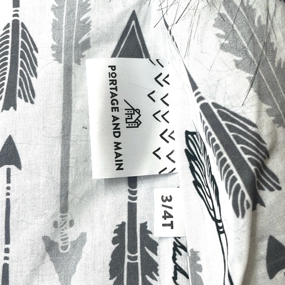 Portage and Main Toddler Fur Vest, Size 3-4T - Picture 3 of 4